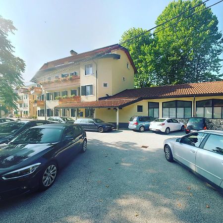 Hotel Lucija โมสต์ นา โซชิ ภายนอก รูปภาพ